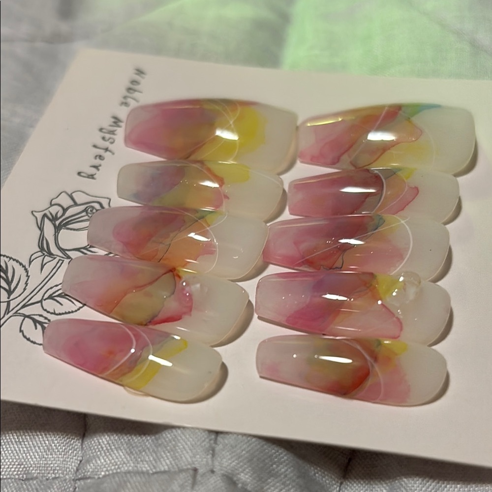 Multicolor Press-On Nails - Picture 5 of 9